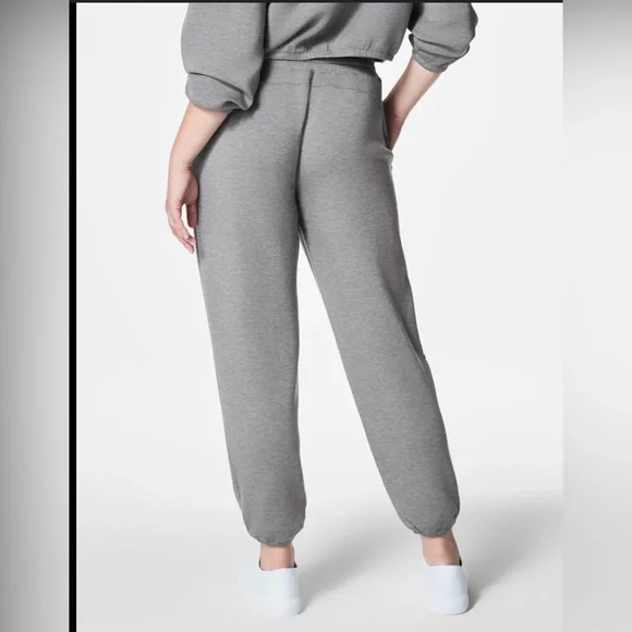 SPANX Air Essentials 2 piece set sweatshirt top 1X and jogger pants 2X gray EUC - Picture 4 of 16